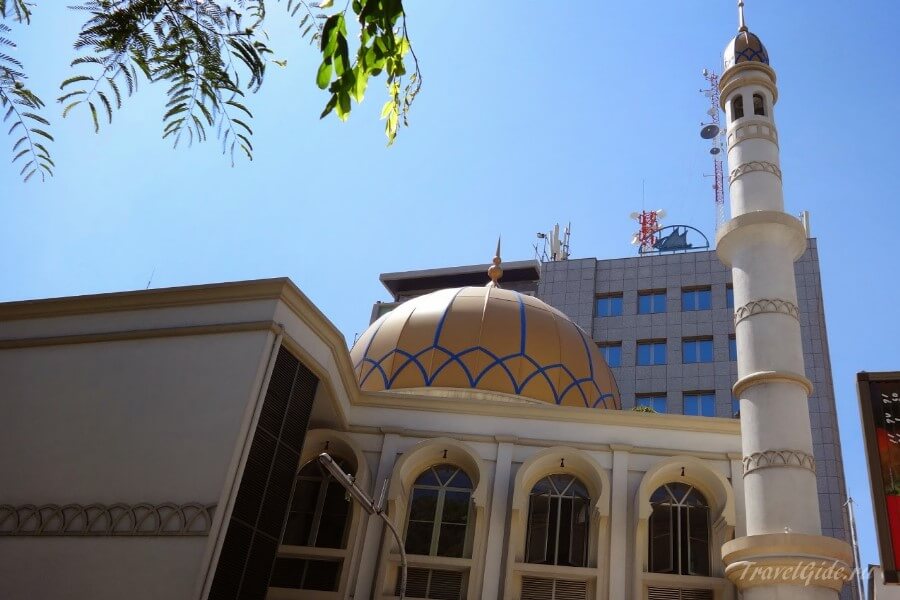 Мечеть в Мале
