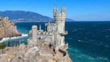 Замок – «Ласточкино гнездо» © Travelgide.ru