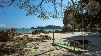 На берегу Ко Паям