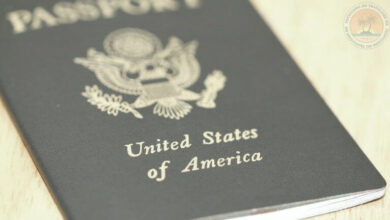 Серый служебный паспорт