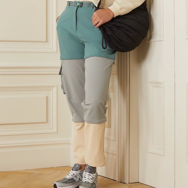 Transformable trousers with zippers