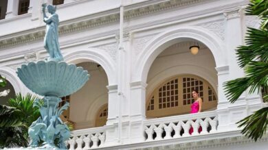Отель raffles