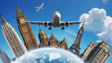 Коллаж самолёт над планетой