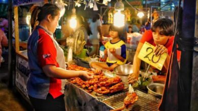 Еда на ночном рынке