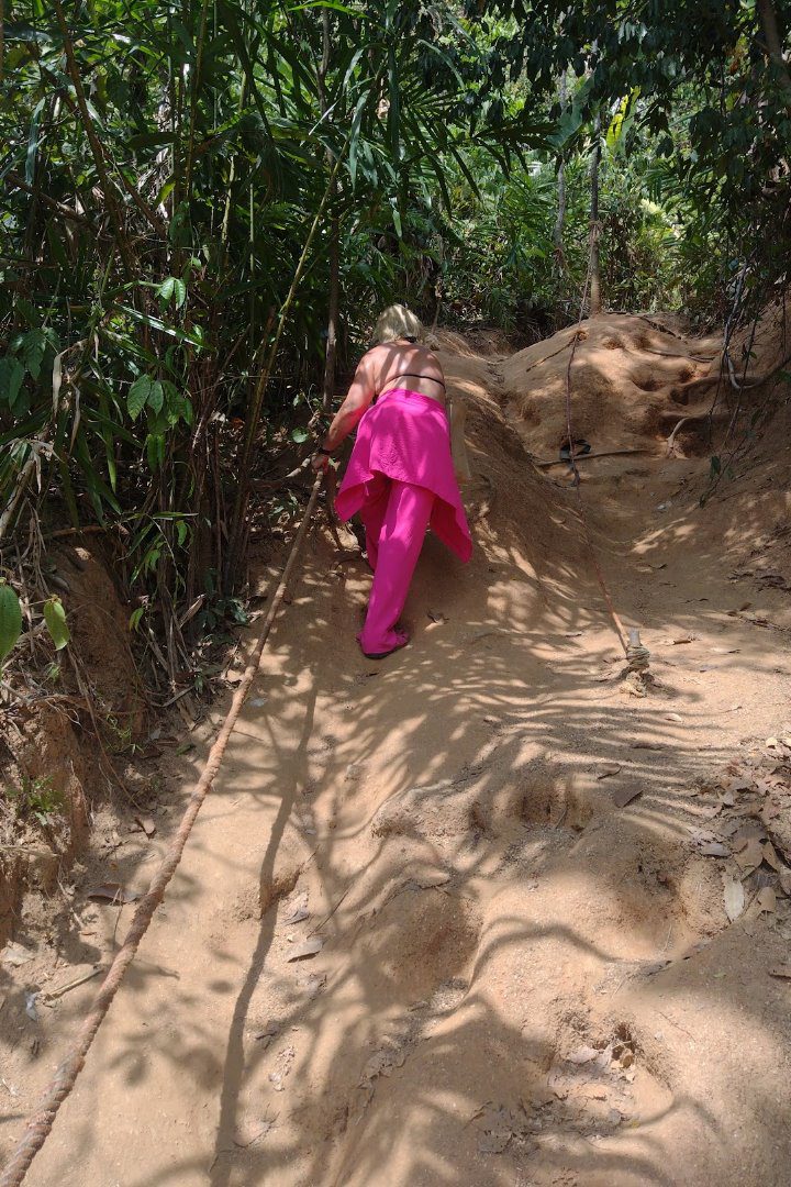 Реальная фотка: Путь к Большому будде на Пхукете Путь к Большому будде на Пхукете