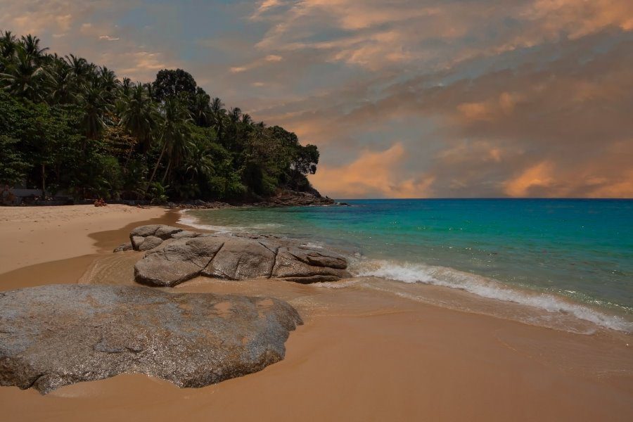 Реальная фотка: Закат на Рача Ной Закат на Рача Ной