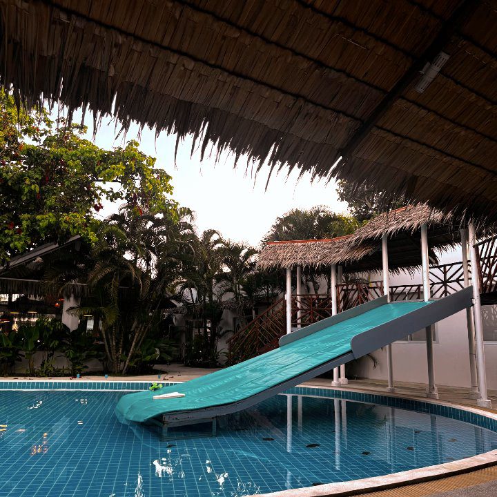  Детский бассейн Lemonade Club