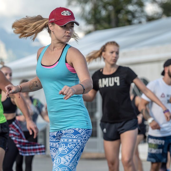  Групповые занятия на улице