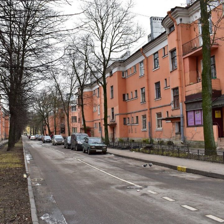 Тракторная улица в СПБ Тракторная улица