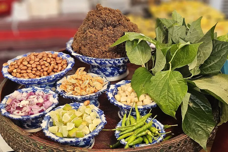 Кухня астрономического праздника Flavors of Lanna